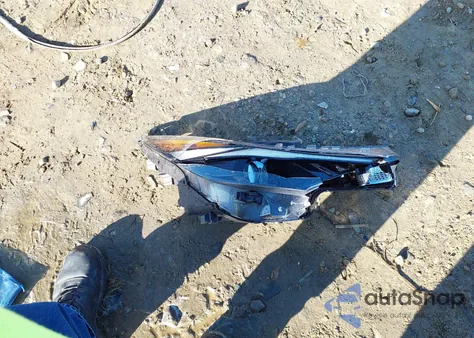 2022 Hyundai Elantra Se z USA, uszkodzony, nr VIN 5NPLL4AG0NH074102